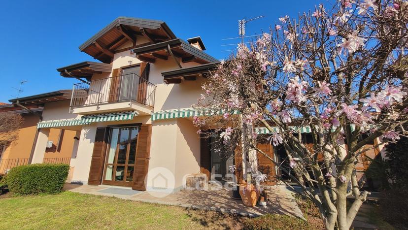 Villa in Via Giuseppe de Filippi 29 — foto 24 di 53