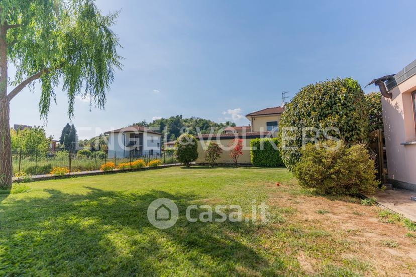 Villa in Via Mozart 7 — foto 20 di 35