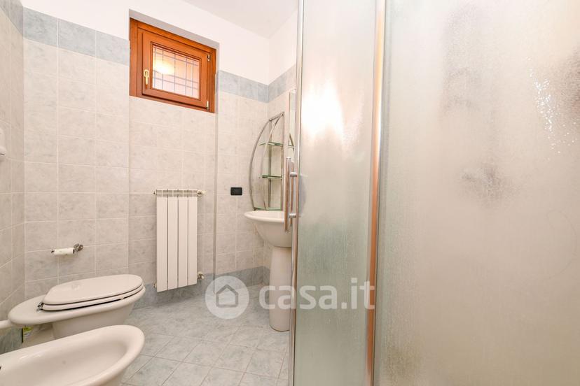 Trilocale in Via C. Battisti 10 — foto 31 di 50