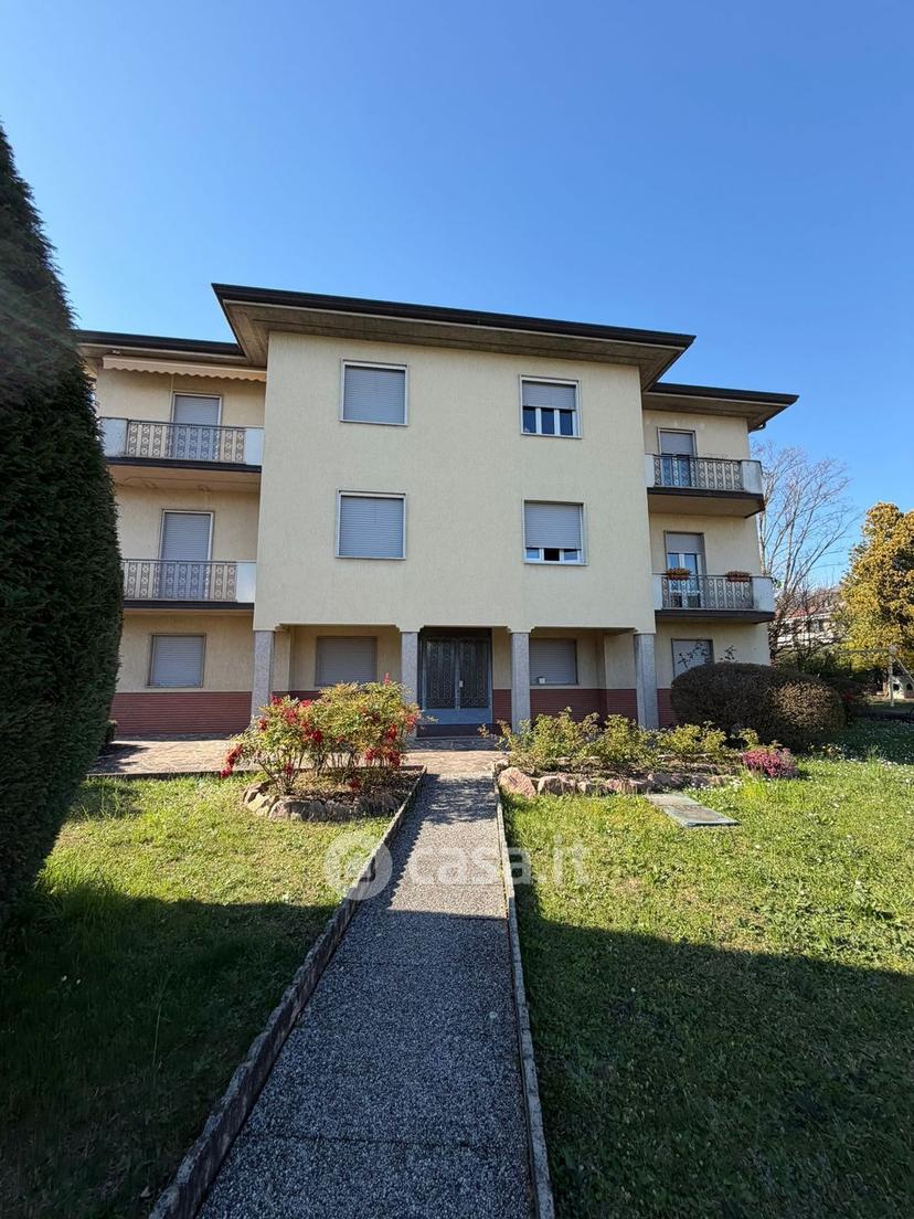 Trilocale in Via San Carlo 6 — foto 23 di 102