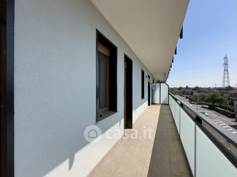 Appartamento in Via Volturno 80 — foto 36 di 43