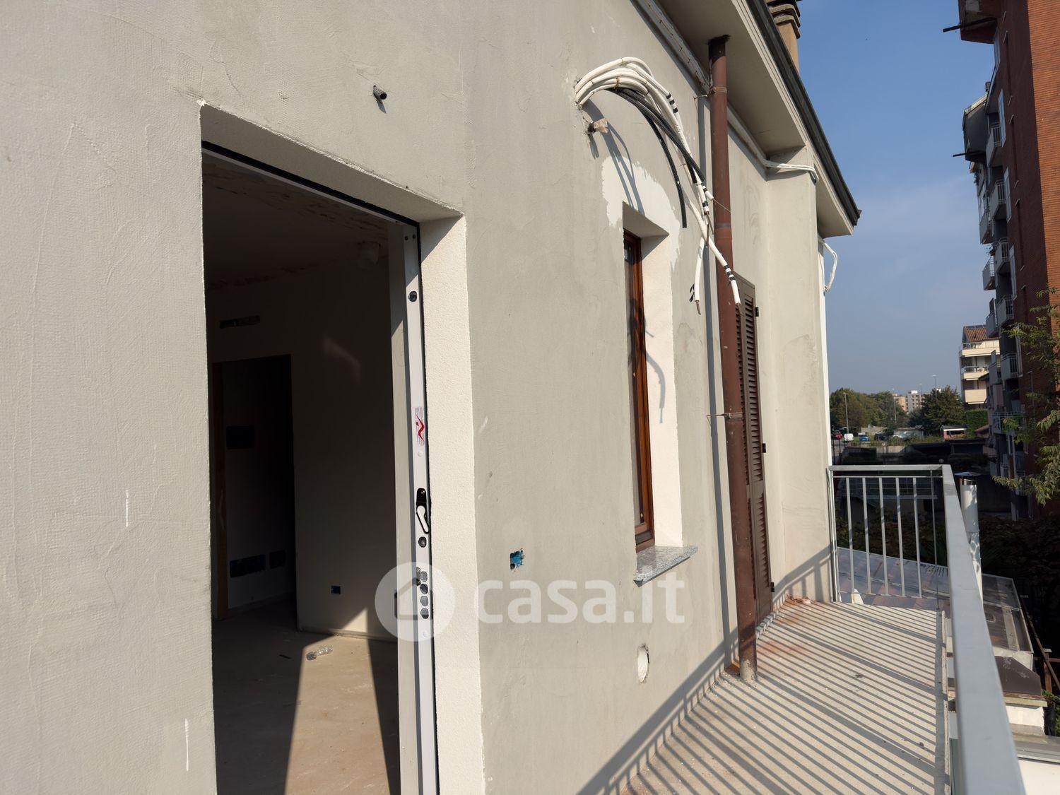 Trilocale in Via Verbano 13