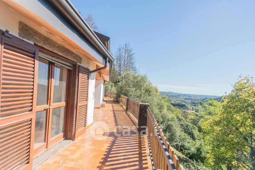 Villa in Via Per Bregazzana — foto 24 di 40