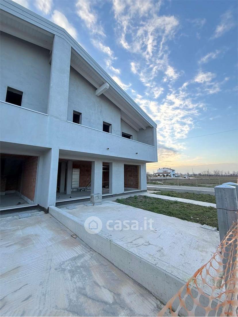 Villa in Via G. Gozzi 1 — foto 14 di 24