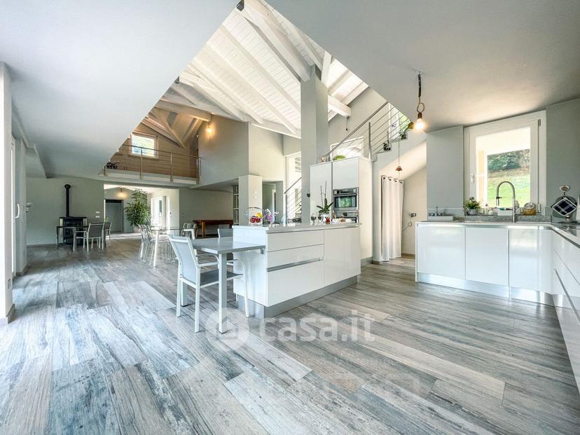 Villa in Via Ponte Bria — foto 37 di 49