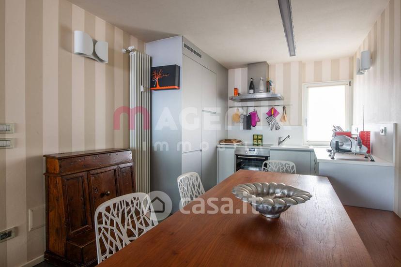 Quadrilocale in Via Pietra Grande 7 — foto 5 di 28
