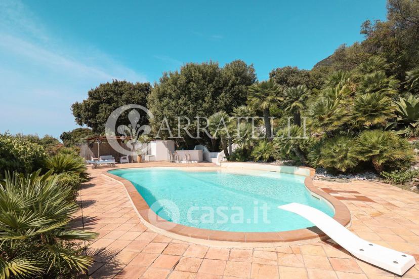 Villa in Via delle Batterie 8 — foto 41 di 53
