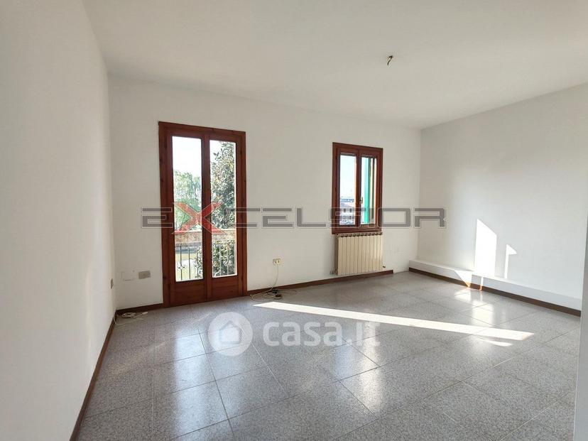 Bilocale in Piazza Luigi Grotto Cieco 4 — foto 5 di 5