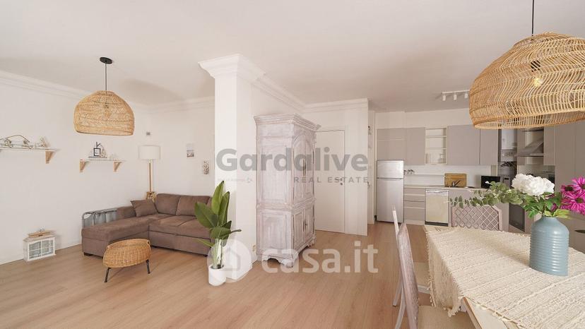Trilocale in Via Miralago — foto 3 di 34