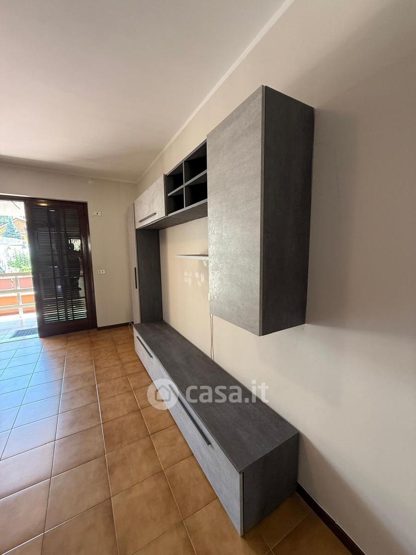 Bilocale in Via dei Pini — foto 12 di 35