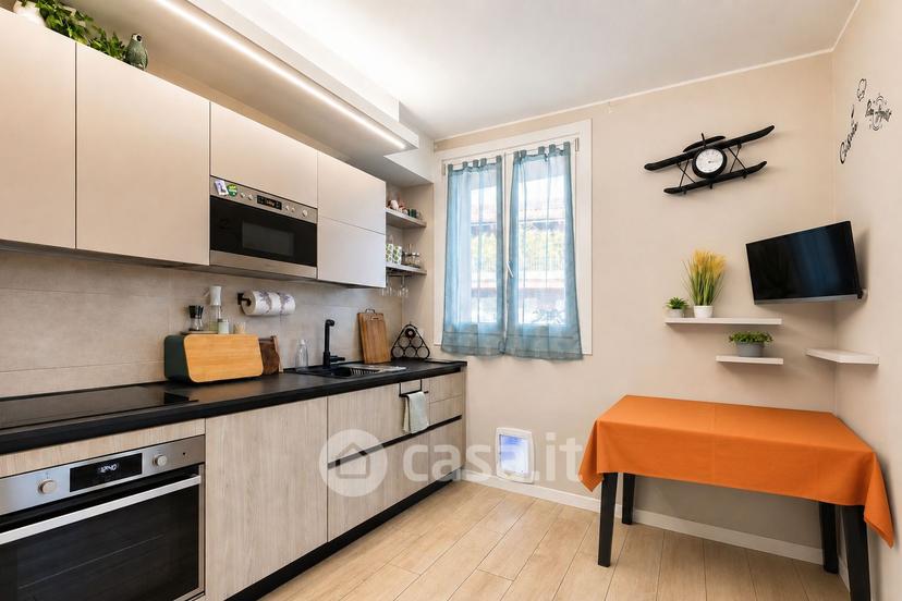 Quadrilocale in Via Guglielmo Marconi — foto 18 di 23