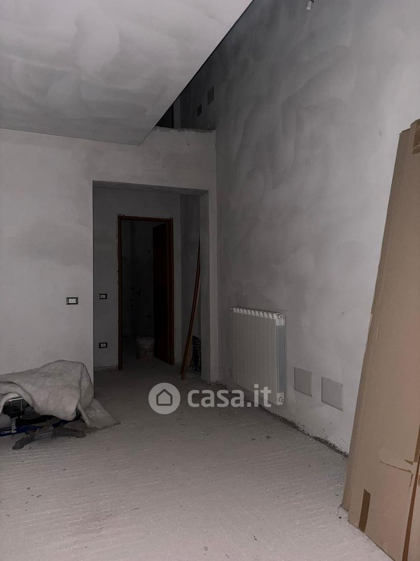 Villa in Via Dante Alighieri 23