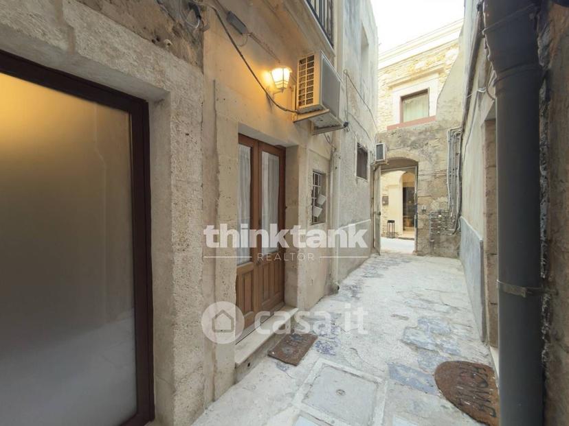 Monolocale in Via Salomone — foto 10 di 16