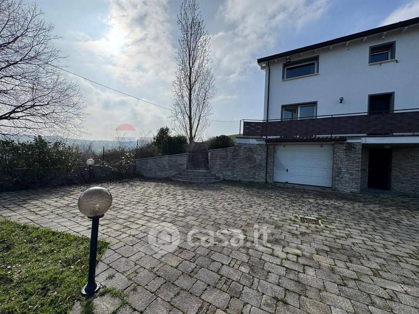 Villa in Località Mirandola 200 — foto 33 di 47