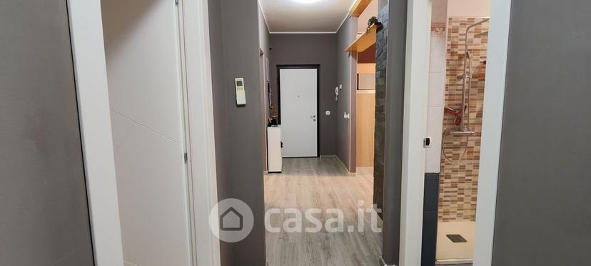 Trilocale in Via Fratelli Bandiera 2 — foto 12 di 31