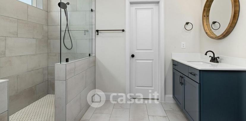 Bilocale in Via Pesaro 17 — foto 16 di 25