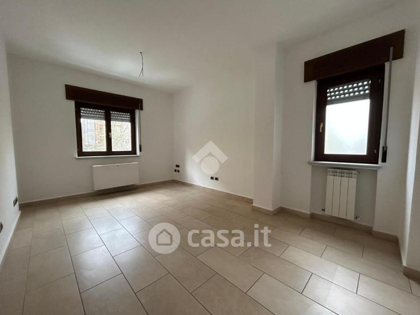 Trilocale in Via Vincenzo di Benedetto — foto 2 di 20