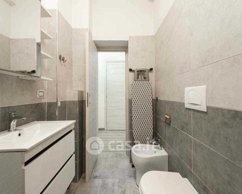 Stanza in Via del Borgo di San Pietro 59 — foto 18 di 20