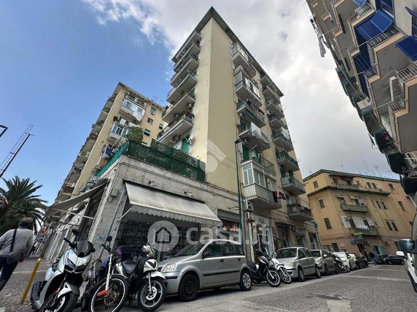 Trilocale in Via Giuseppe de Lorenzo 22 — foto 14 di 20