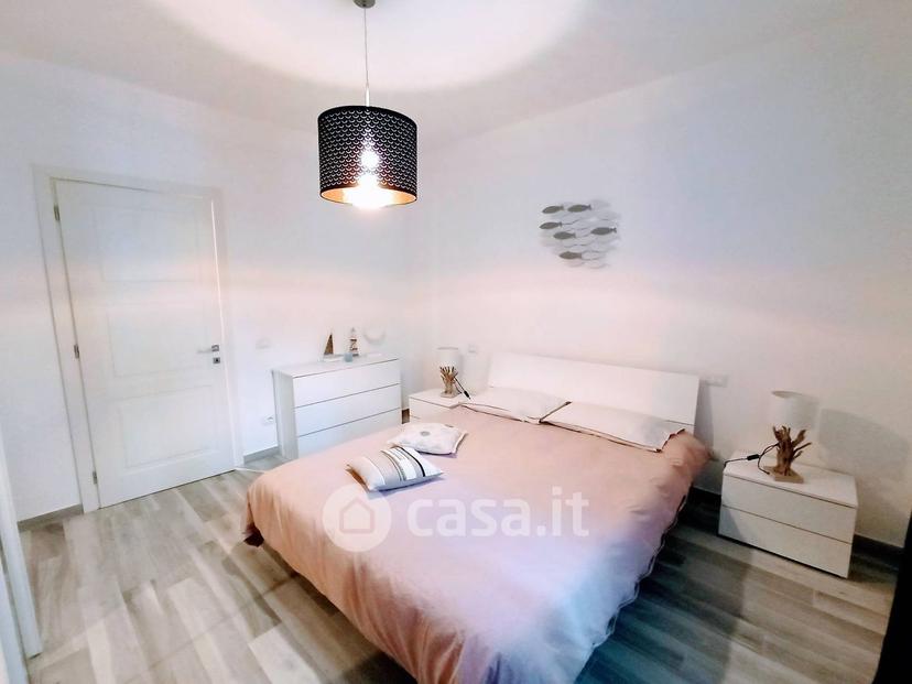 Trilocale in Viale del Tirreno 50 — foto 4 di 10