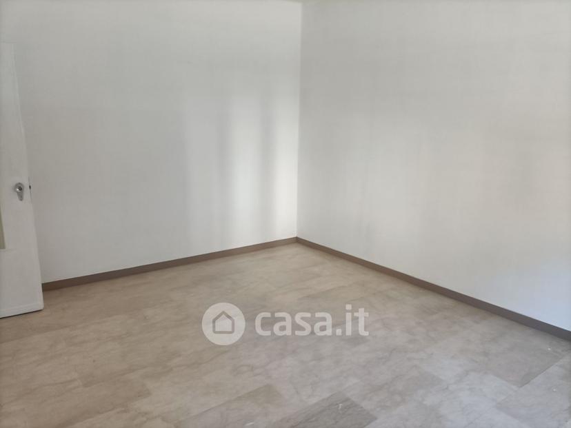 Trilocale in Via Fratelli Rosselli — foto 5 di 9