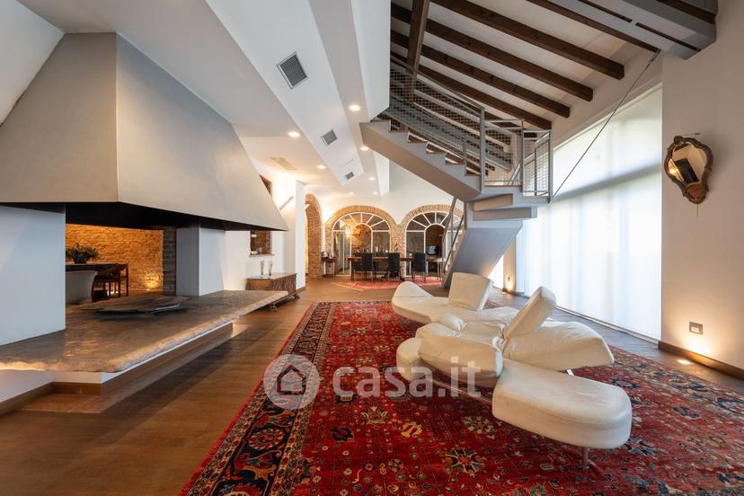 Villa in Viale Lodi 45 — foto 14 di 88