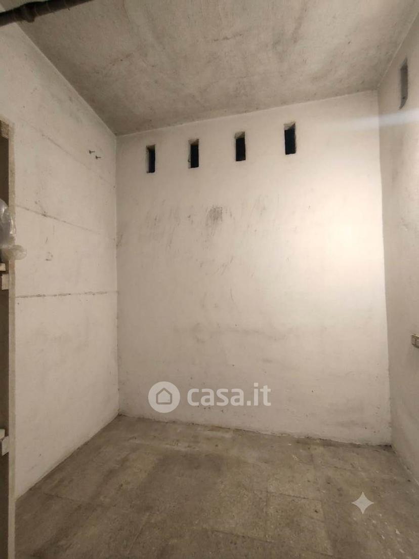 Trilocale in Via Eleonora Duse 17