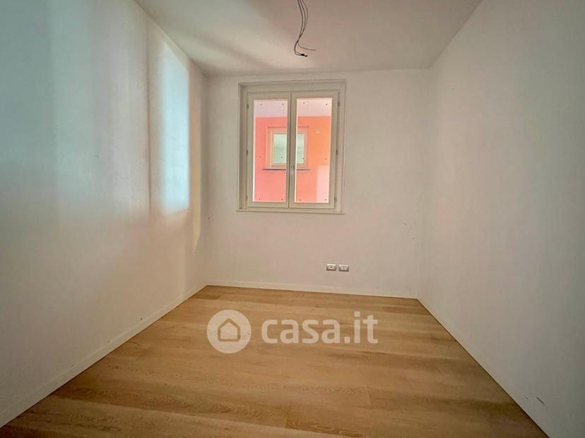 Trilocale in Via Brigate Partigiane 5 — foto 9 di 19