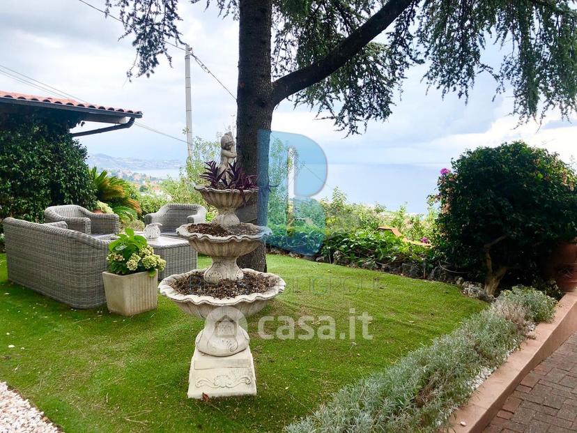 Villa in Via Padre Semeria — foto 32 di 41