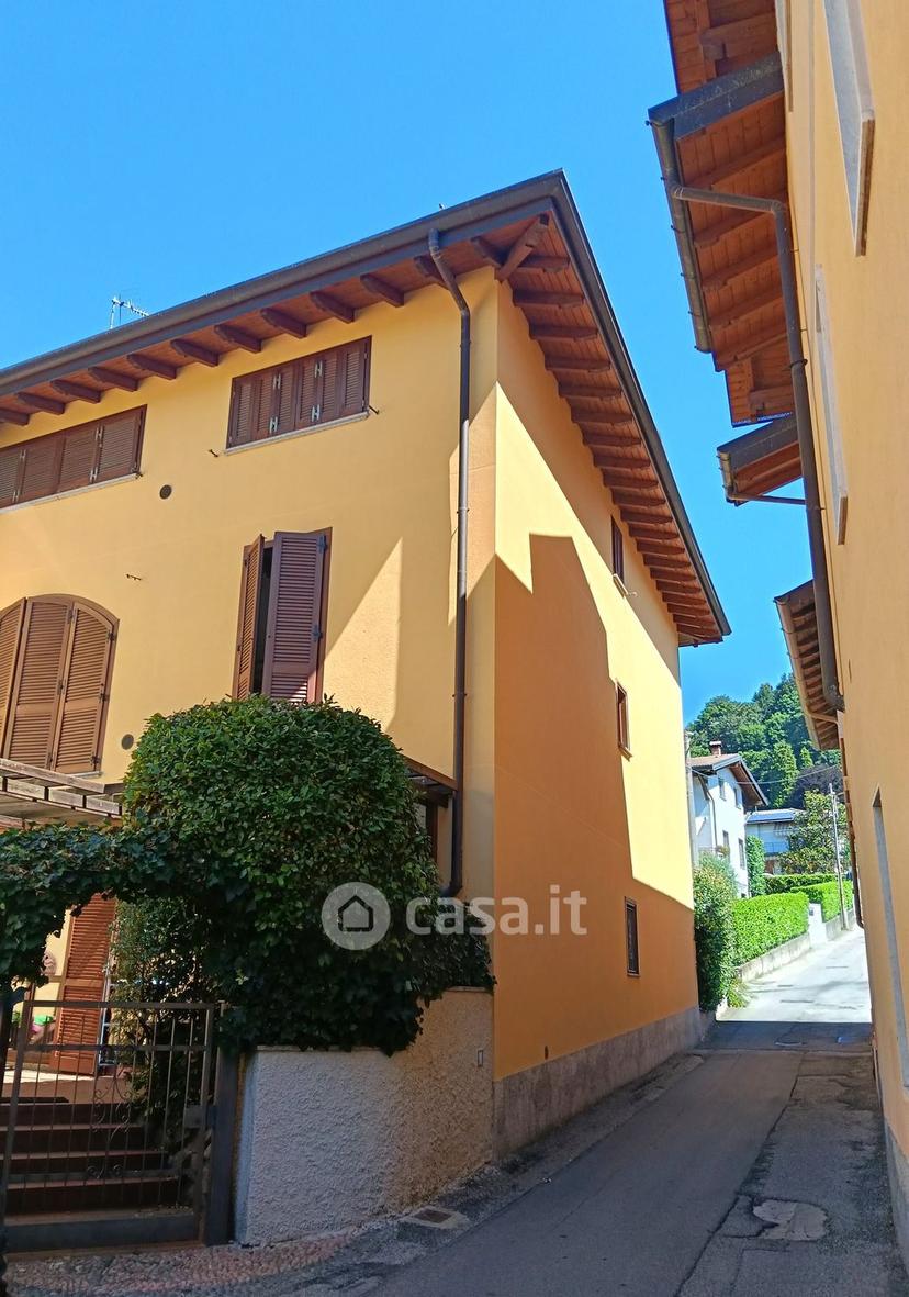 Bilocale in Via Rancio 4 — foto 2 di 10