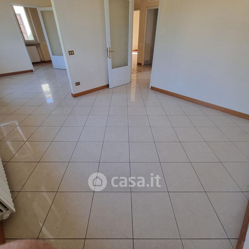 Villa in Rosselli — foto 32 di 41