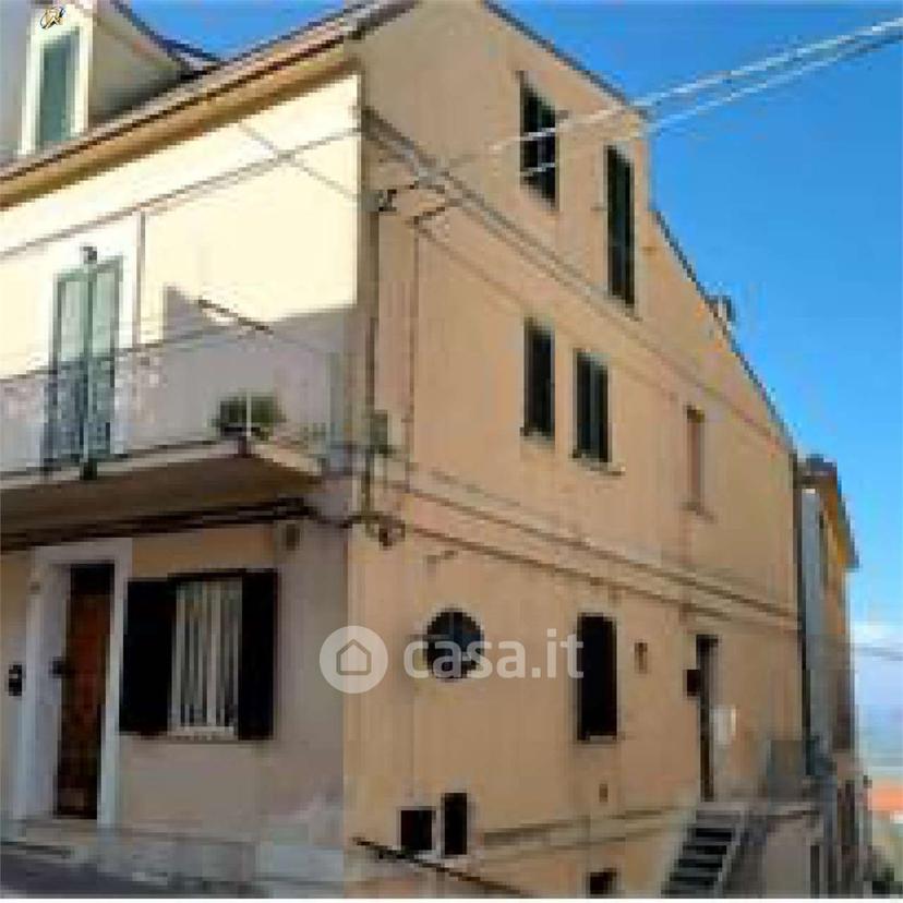 Appartamento in Viale dei Borghi — foto 23 di 35