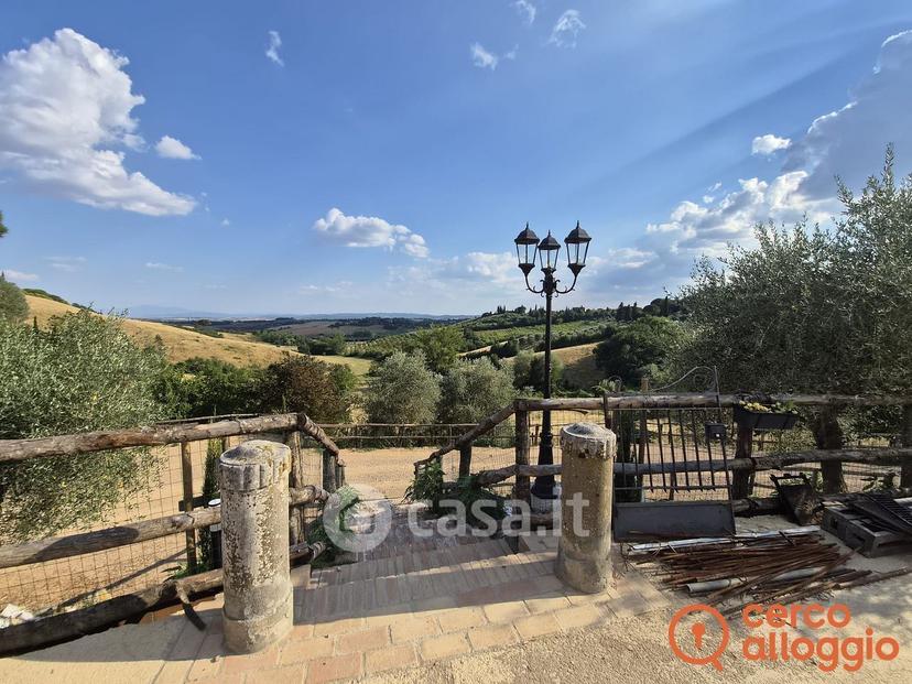 Stanza in Strada di Certosa — foto 6 di 18