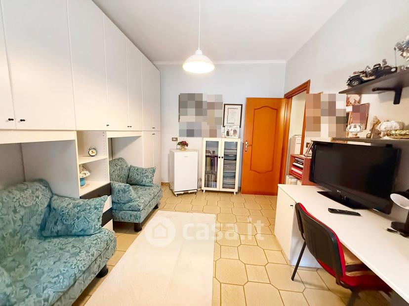 Quadrilocale in Via Galizia — foto 11 di 38