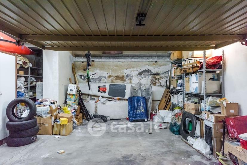 Quadrilocale in Via Napoli 5 — foto 19 di 26