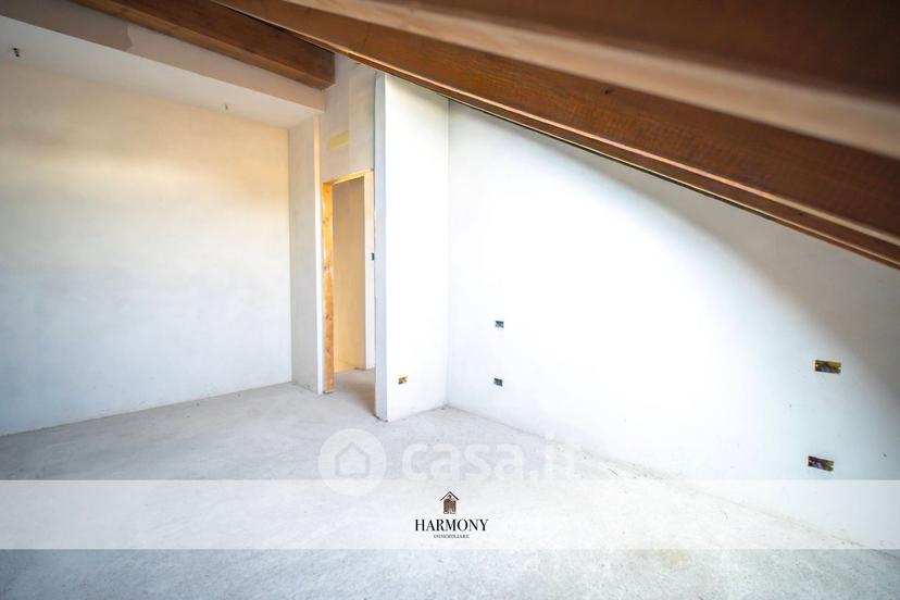 Trilocale in Via Giacomo Matteotti 8 — foto 34 di 38