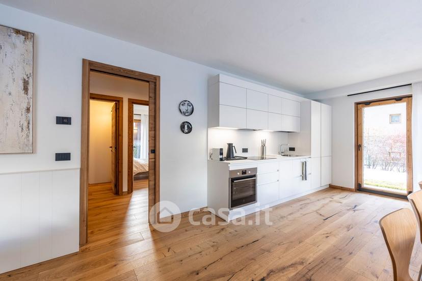 Appartamento in Via La Villette 13 — foto 2 di 16