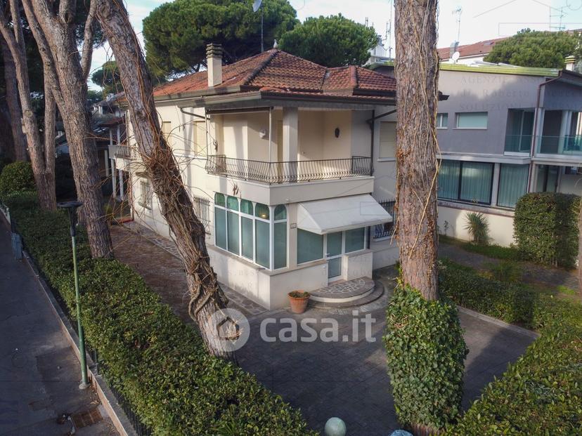 Appartamento in Viale Due Giugno (angolo Con Seconda Traversa Pine 101 — foto 25 di 39