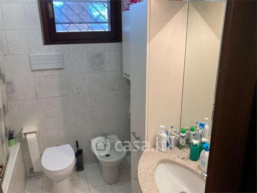 Bilocale in Via Livio Colzani 106 — foto 21 di 24