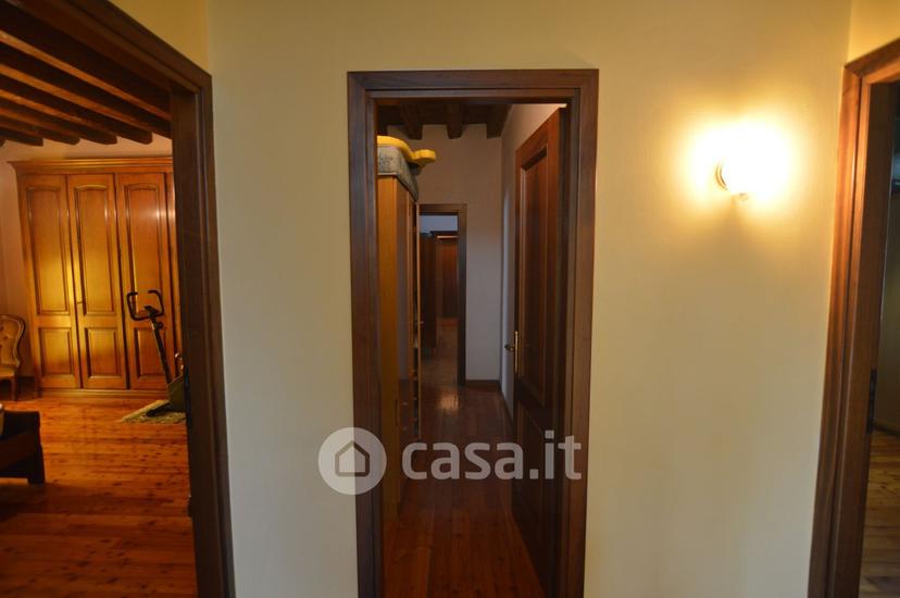 Villa in Via Roma 47 — foto 40 di 80