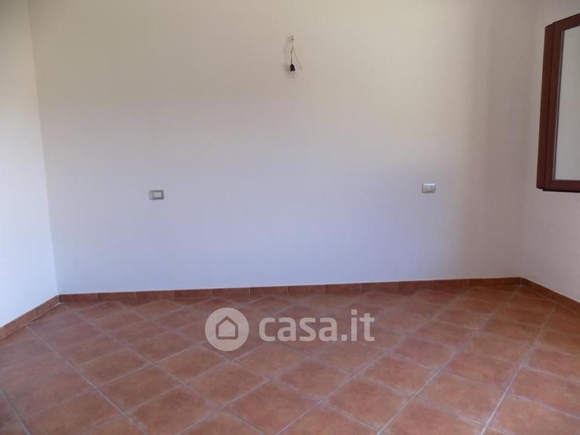 Trilocale in Via Lombardia — foto 21 di 22
