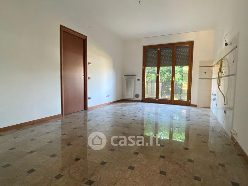 Trilocale in Via San Defendente — foto 11 di 17