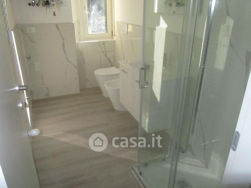 Trilocale in Via Monte Nero 26 — foto 3 di 29