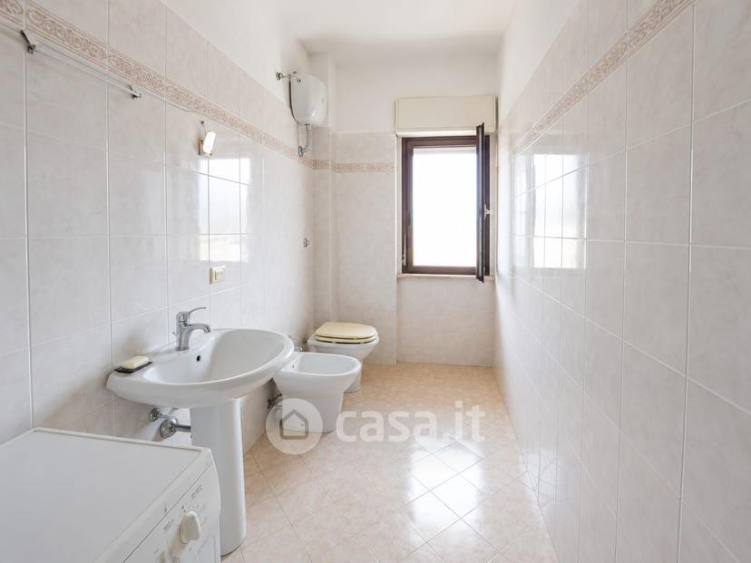 Trilocale in Via Riviera — foto 22 di 23