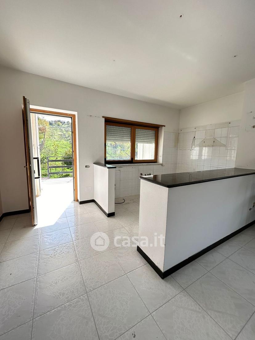 Appartamento in Via Valle Paradiso — foto 32 di 45