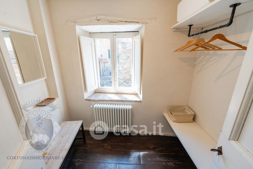 Appartamento in Via S. Margherita 11 — foto 3 di 34