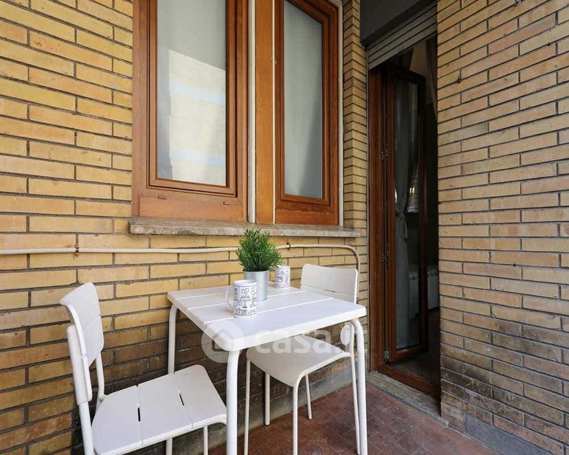 Stanza in Via dei Giornalisti 6 — foto 9 di 16