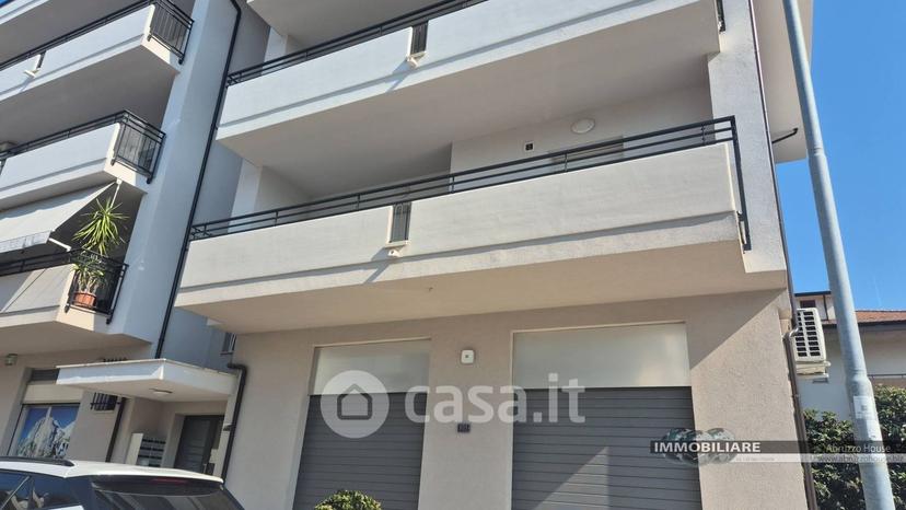 Appartamento in Via Firenze 101 — foto 18 di 37