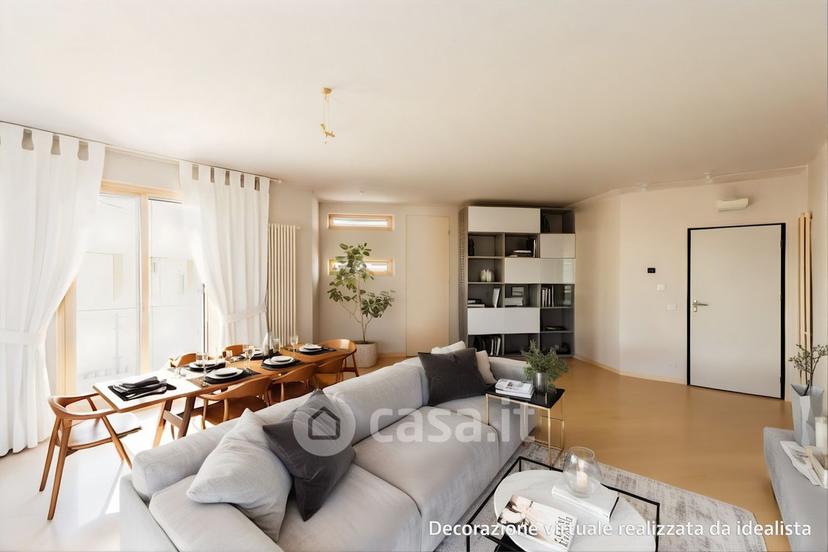 Quadrilocale in Via Edmondo de Amicis 50 a — foto 2 di 30