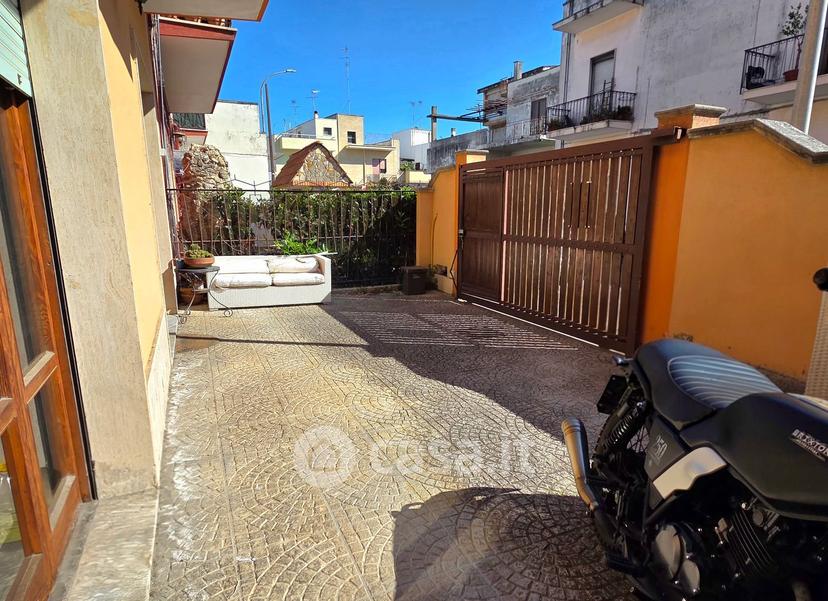 Quadrilocale in Via Toma 19 — foto 18 di 39